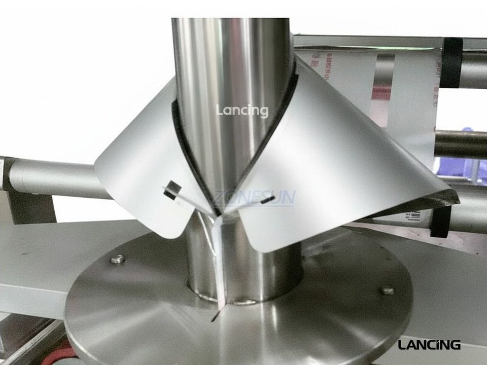 Powder dosing chute and forming tube for dust-control guidance